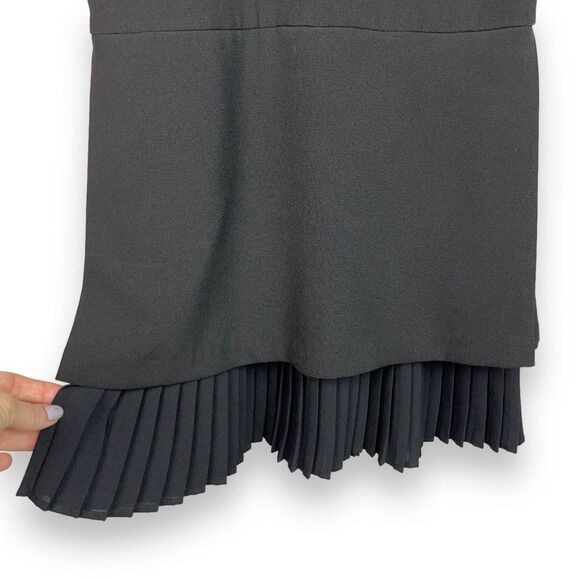Front Row Shop Structured Crepe A-Line Dress w. Pleated Layered Hem - Picture 8 of 12